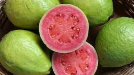 Receta: Prepara un delicioso almíbar de fruta tropical