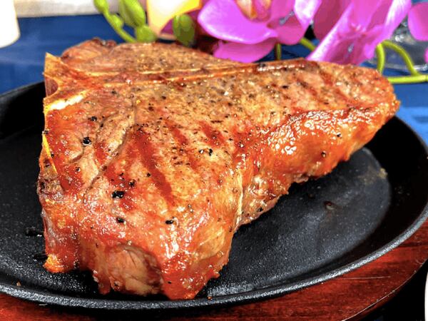 Carnes Steakhouse: Una experiencia en carnes de primera calidad