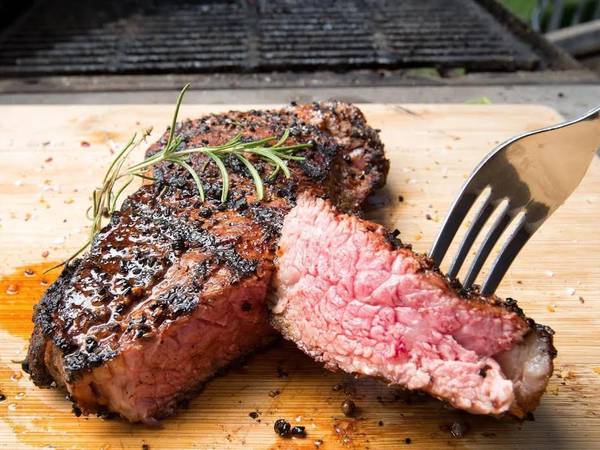 Carnes Steakhouse: un festín de sabores para los carnívoros