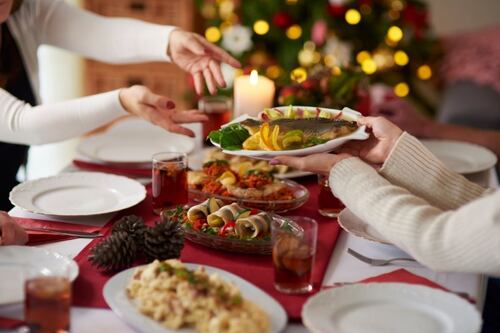Consejos para disfrutar la Navidad y mantener sus metas nutricionales
