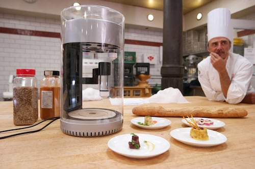 Un pastel impreso en 3D muestra cómo podría ser la cocina del futuro