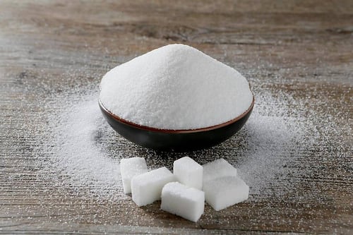 Sal vs azúcar: ¿qué sustancia es más dañina para el cuerpo?
