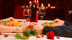 5 tips para celebrar San Valentín con una cena romántica en casa